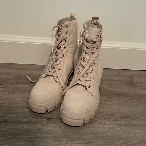 Steve Madden Shoes - Brand new Steve Madden beige combat boots! Never been worn